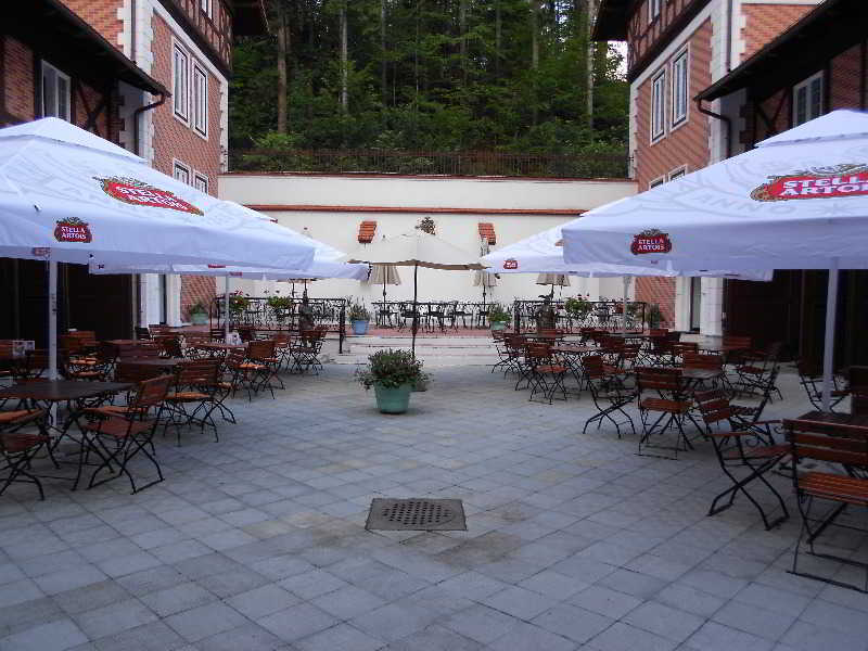 Hotel Bastion Sinaia Exterior foto