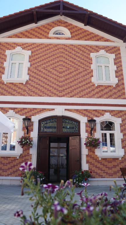 Hotel Bastion Sinaia Exterior foto